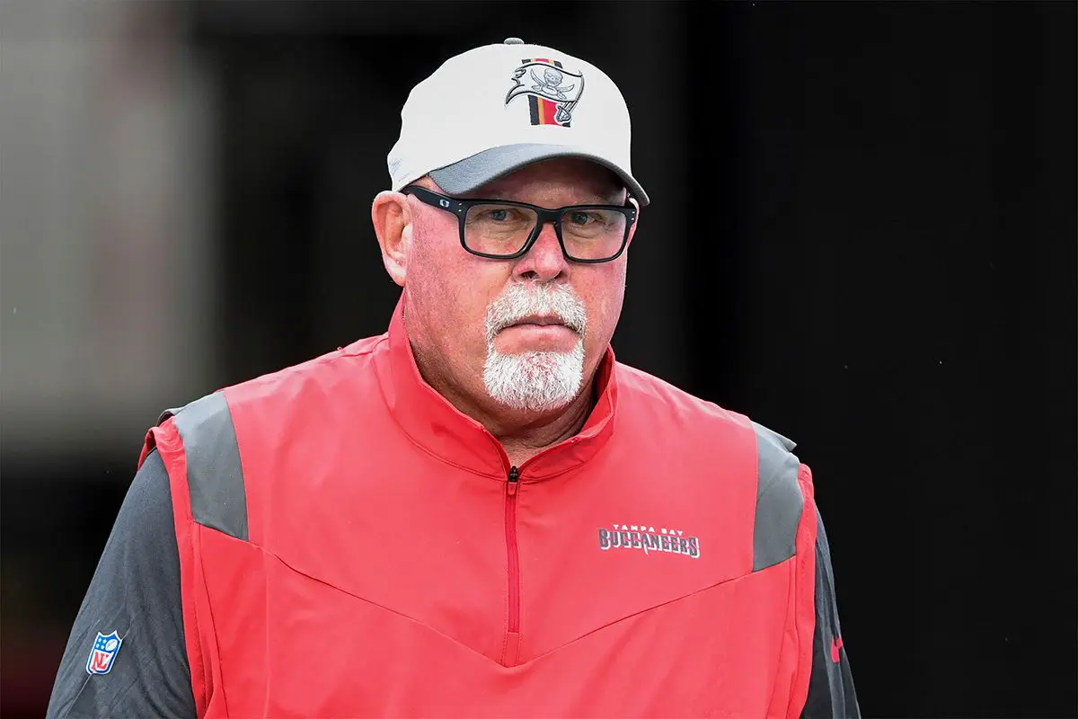 Bruce Arians steps down as Tampa Bay Buccaneers head coach