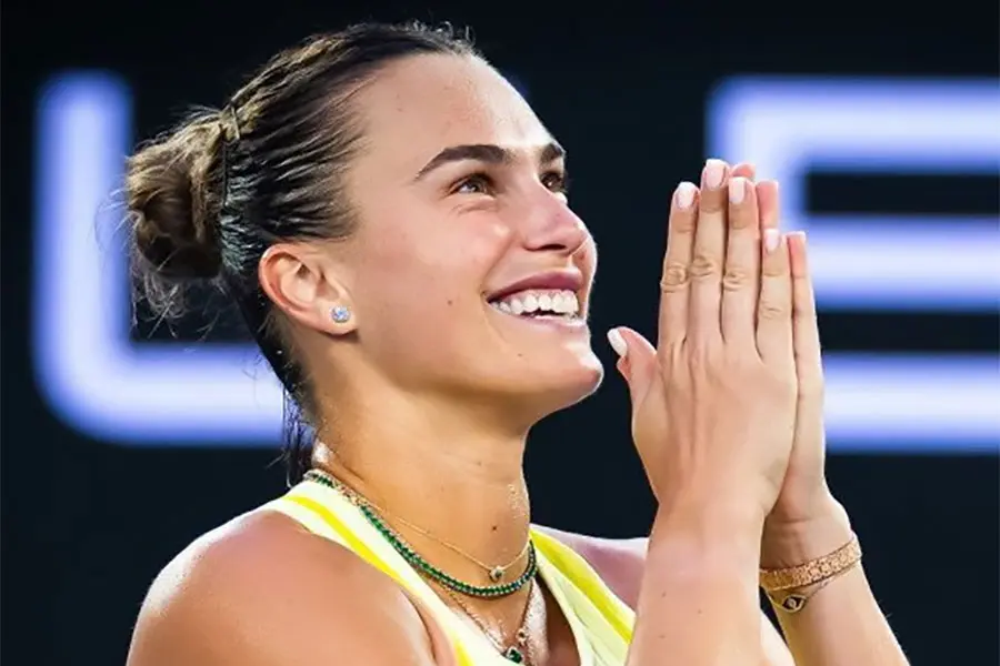 Sabalenka fights past Pavlyuchenkova into Australian Open semis